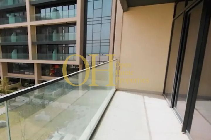 apartment card