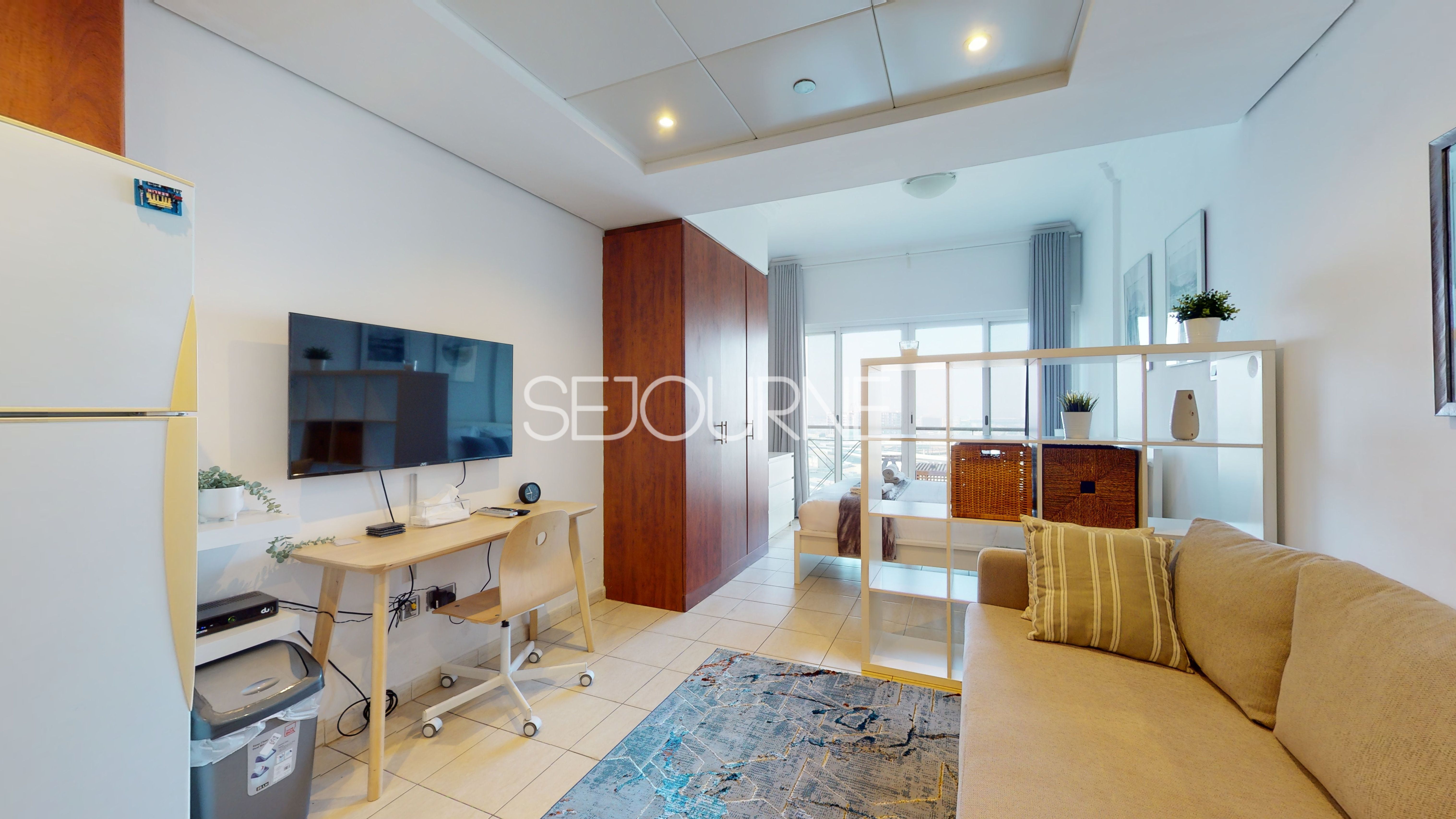 apartment card