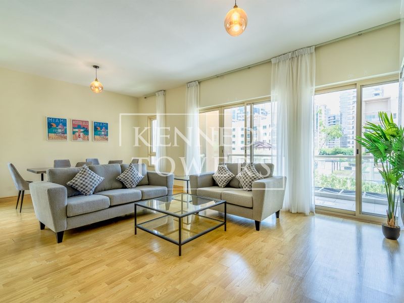 apartment card