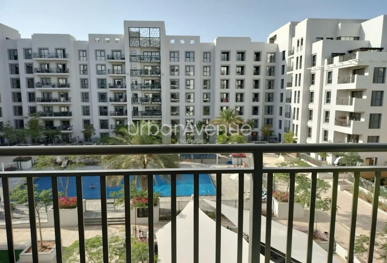 apartment card