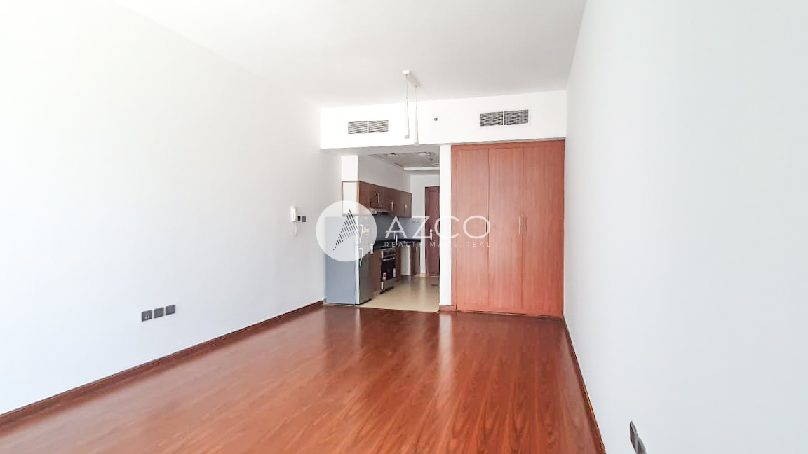 apartment card