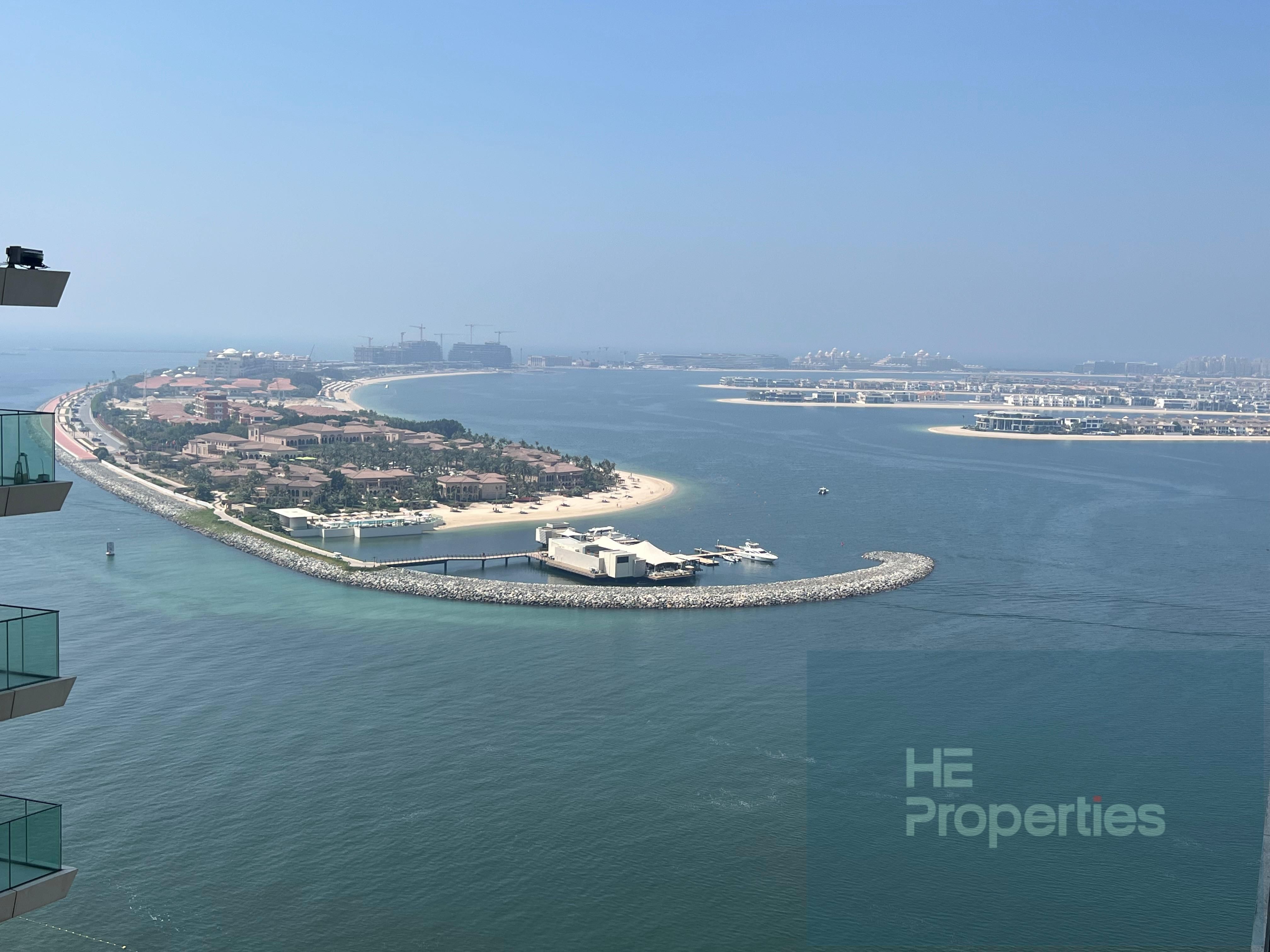 LUXURY LIVING | PRIVATE BEACH |PALM VIEW