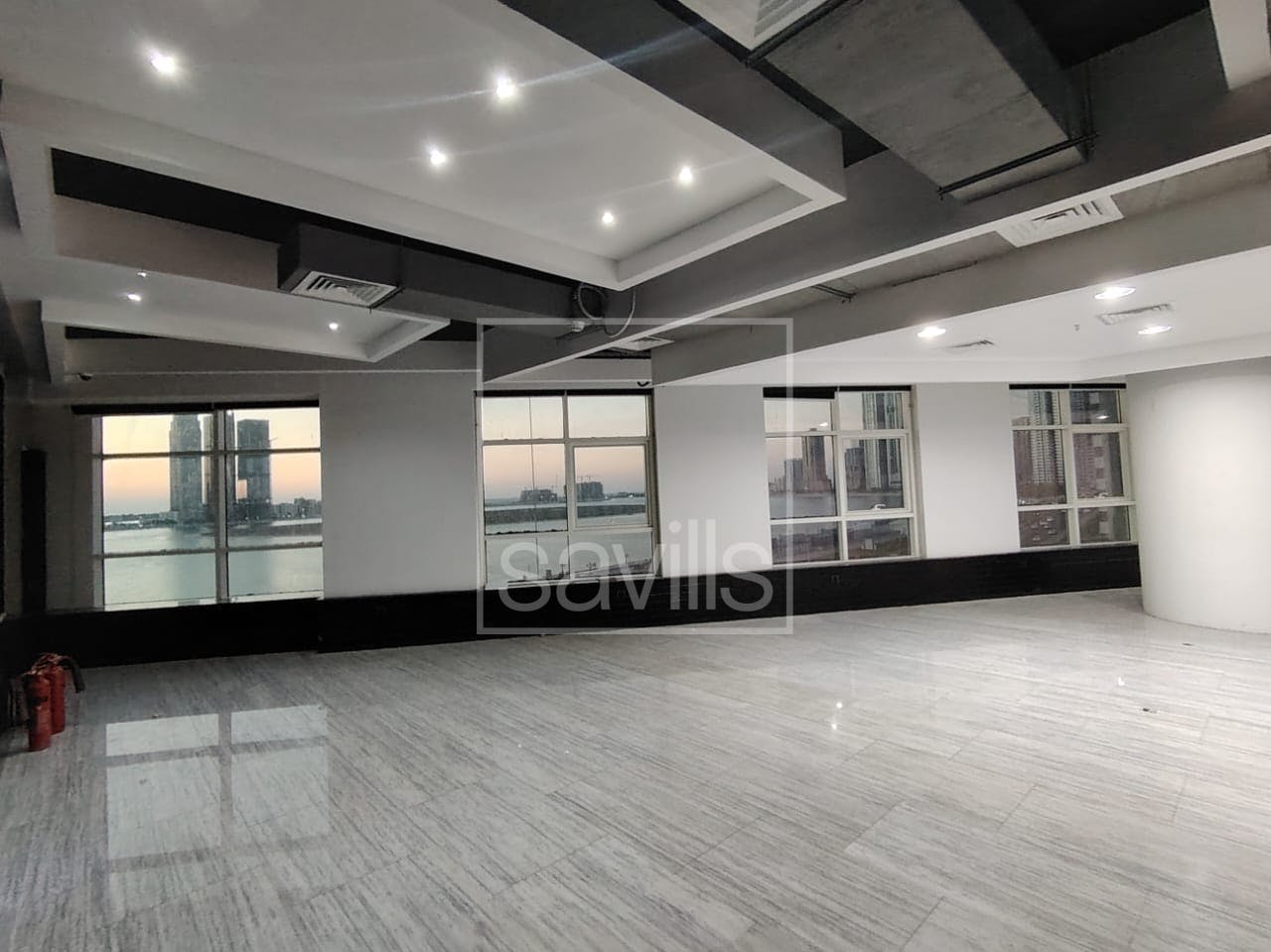 Fully Fitted I Lagoon View I Ready to Move