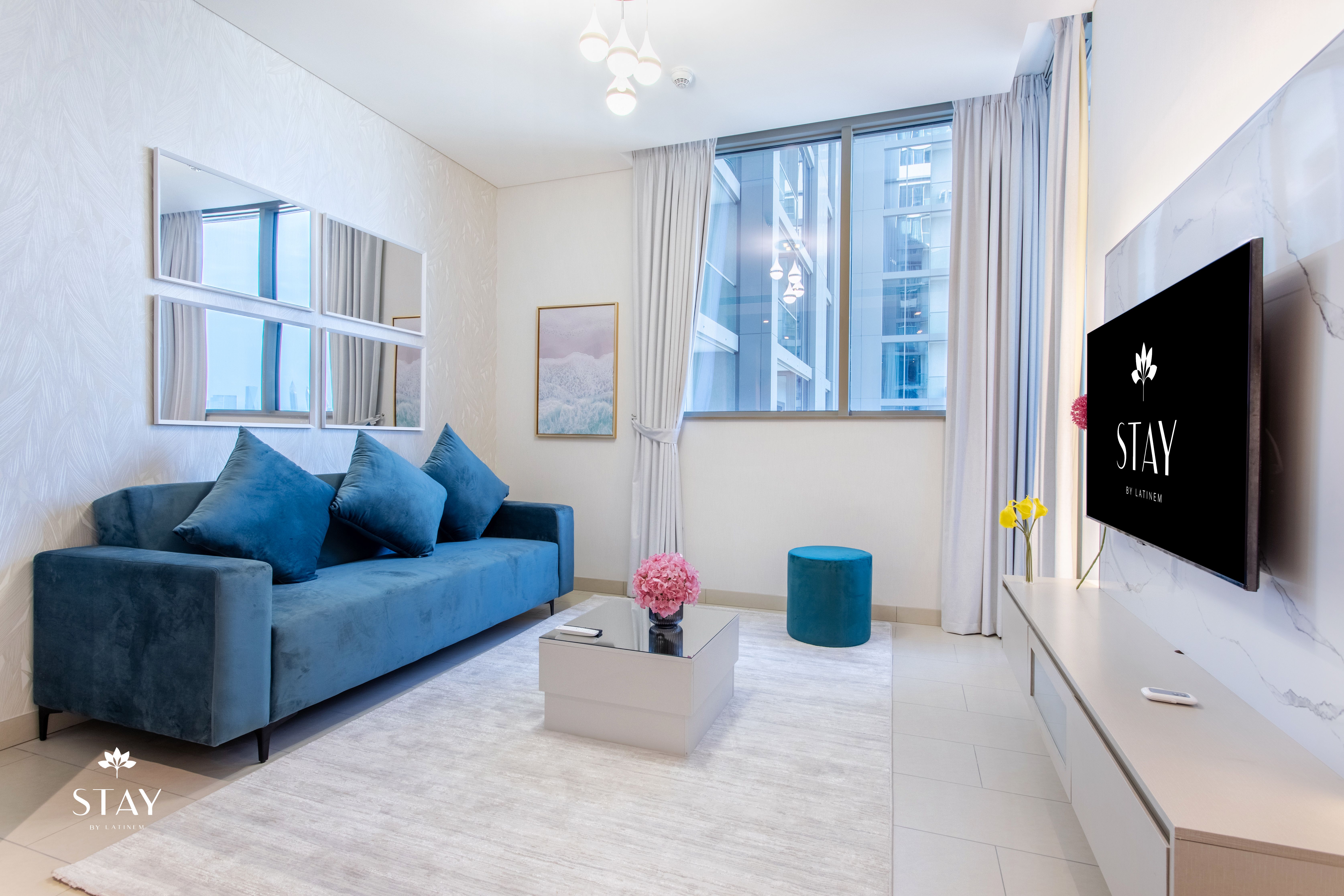 STAY BY LATINEM Luxury 1BR Holiday Home near Burj Khalifa