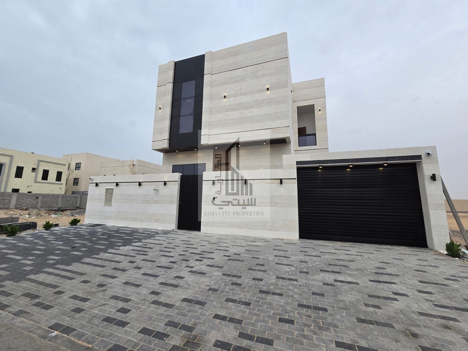 New villa for sale superdeloux