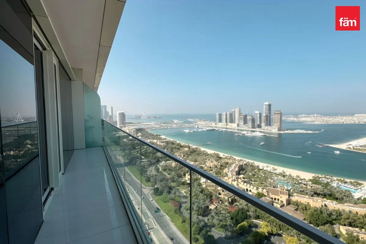 Full Palm and Sea View | 5 star Hote Serviced