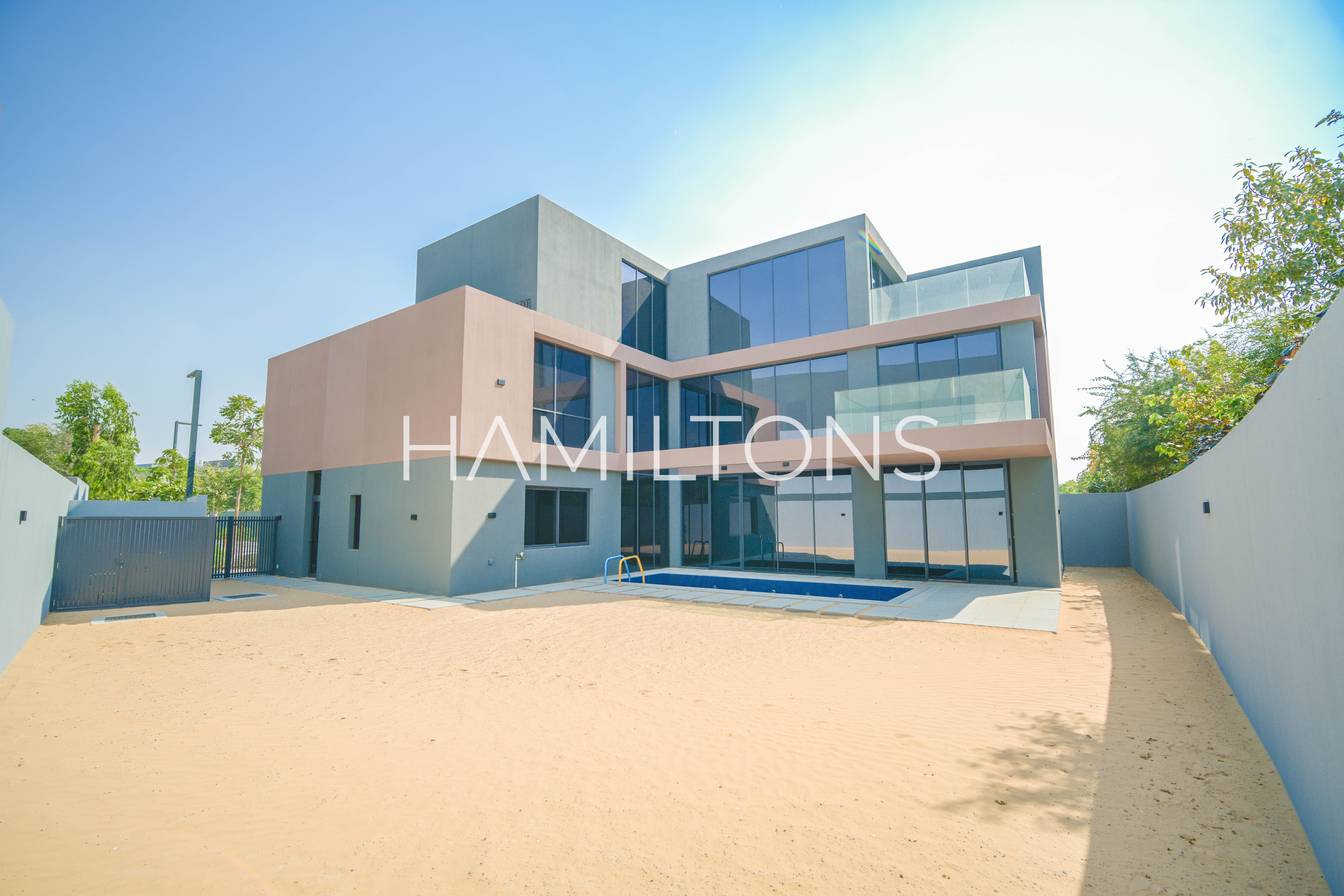 Amazing Community with Exclusive Amenities | Strategic Location | Best Payment Plans| | Resale