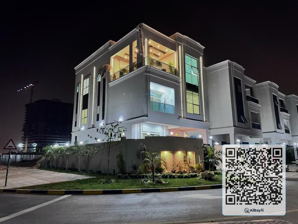 Features of Villa: 1- Private Lift to access all area 2- Central AC ducted with each rooms (other competitors don't have) 3- Land Area : 3014 sqft an
