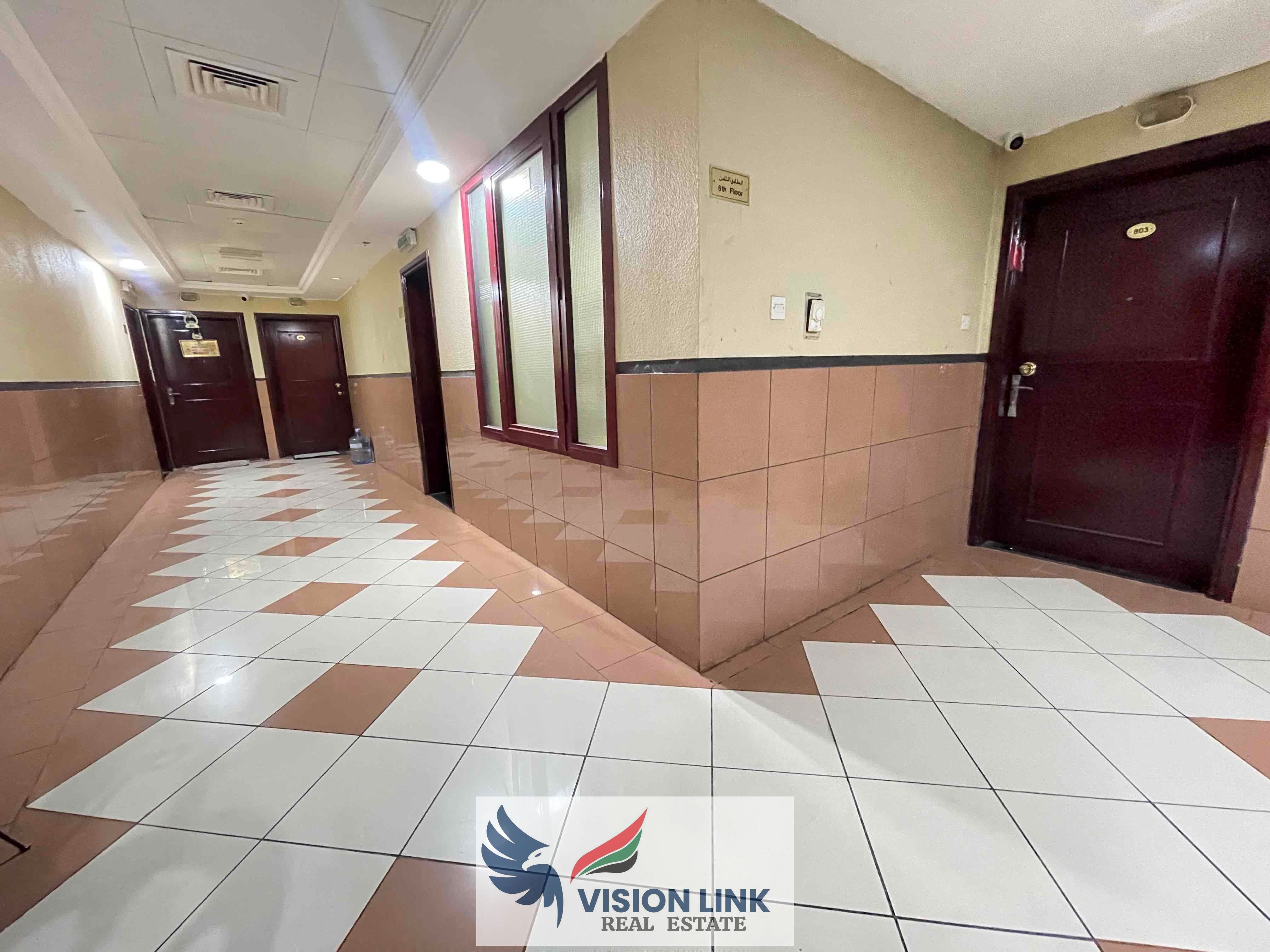 Lavish 1 bhk chiller free on prime location