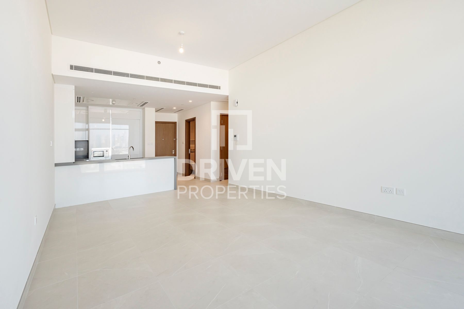 Brand New | Ready to Move in and Spacious
