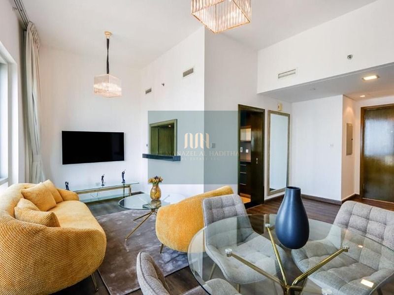 apartment card