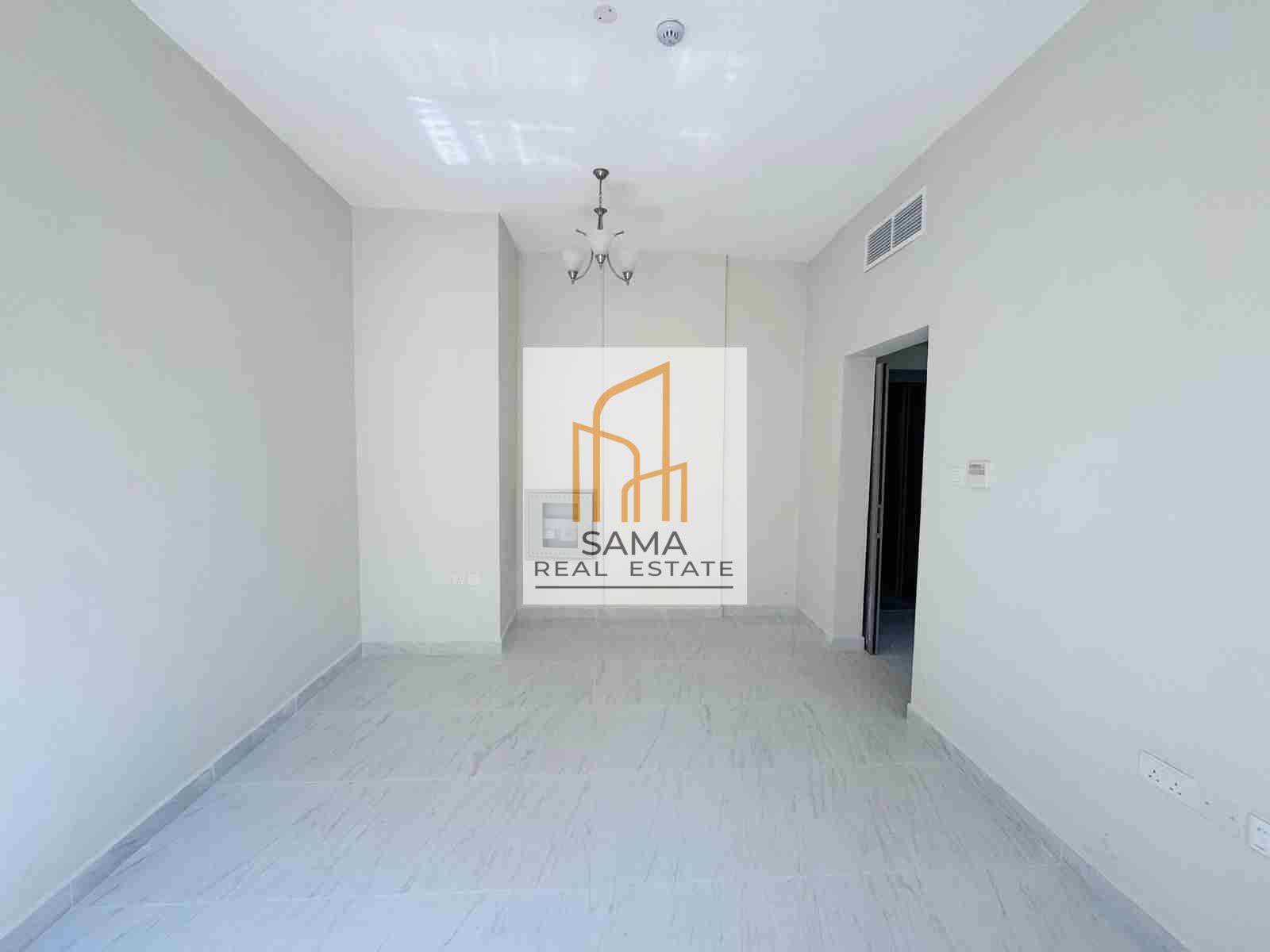 Brand New Lavish 1Bhk Apartment || Prime Location || Free Maintenance || Near LuLu|| Call