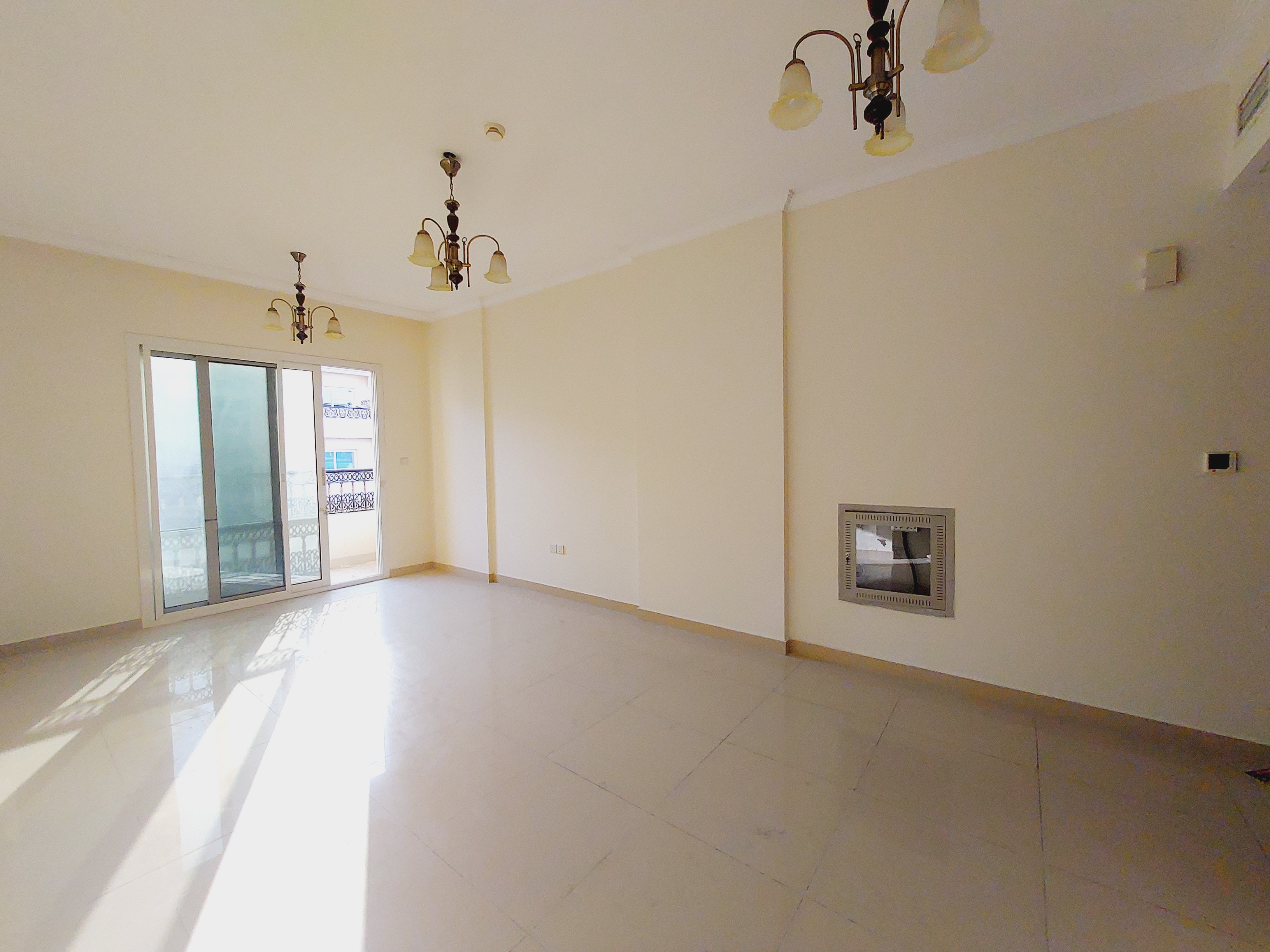 2bhk 3washrooms 2 balcony Waldrop close to busstation muwaileh sharjah