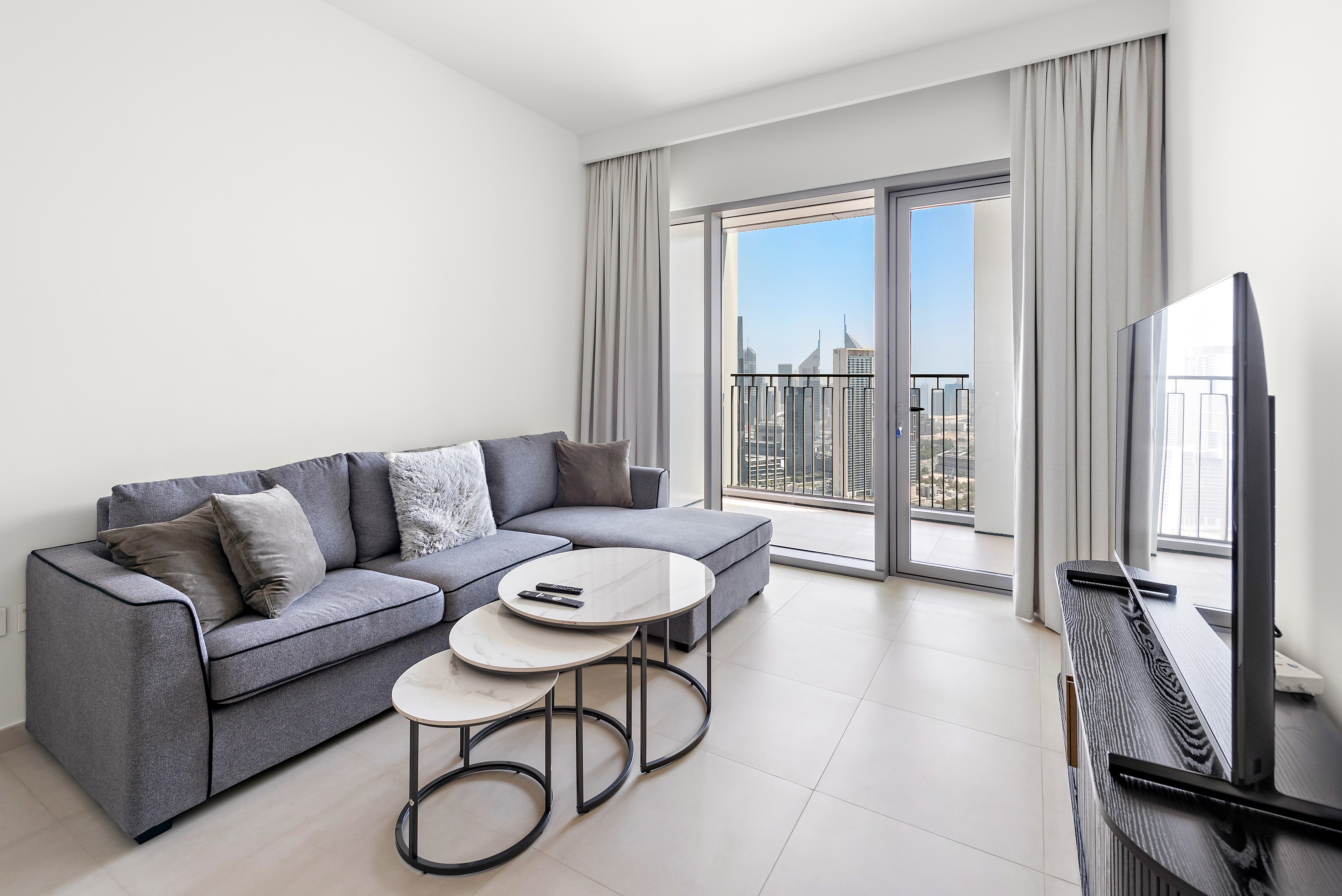 1 Br Apt w/ Pool, Gym Close to Dubai Mall & Metro | Furnished | Flexible term