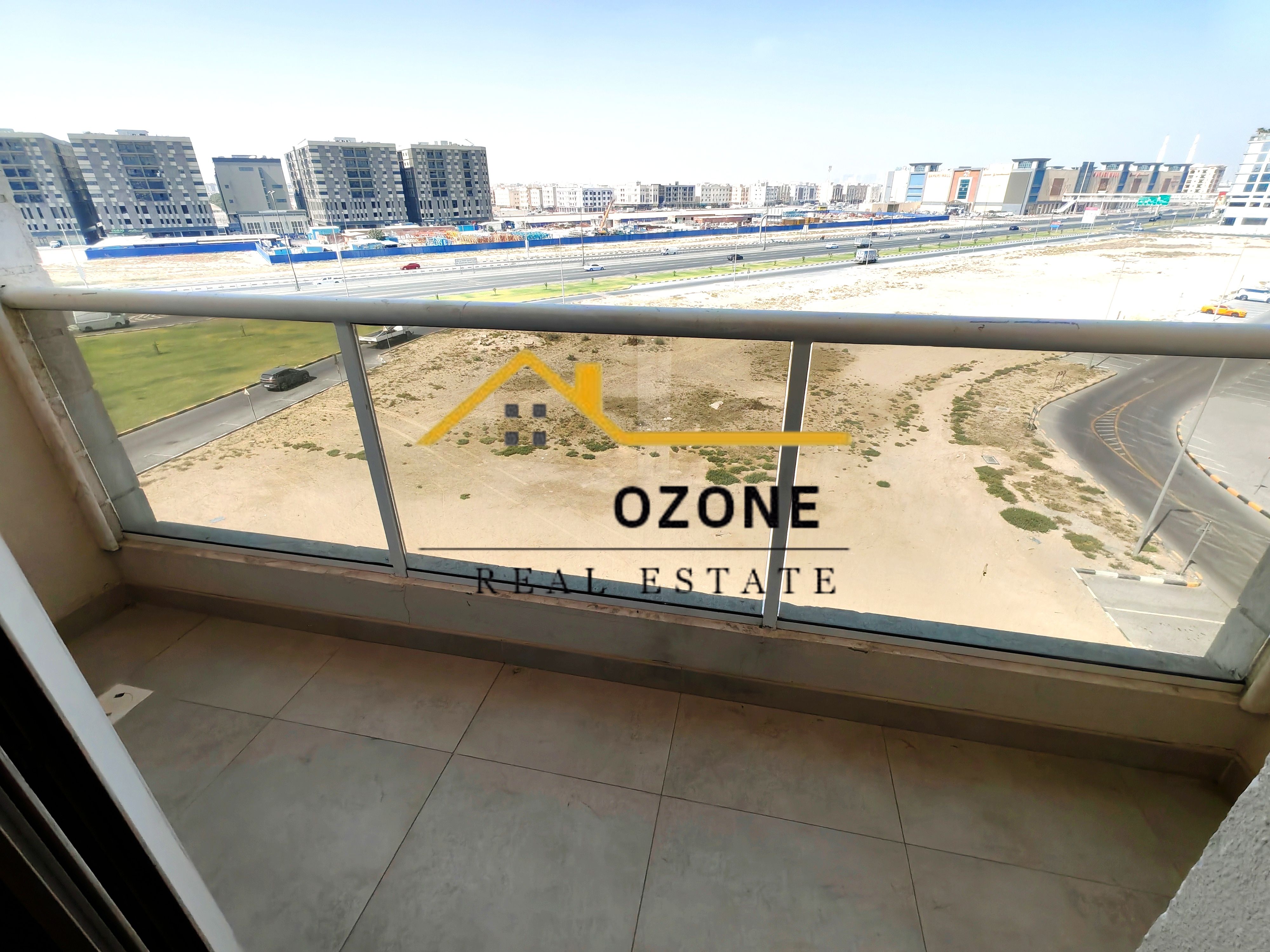 Like New\°Open View Balcony\°Parking\°Family Building