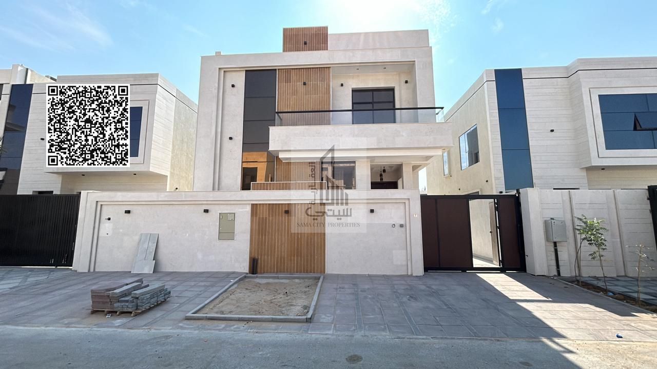 Modern villa on Sheikh Mohammed bin Zayed Road