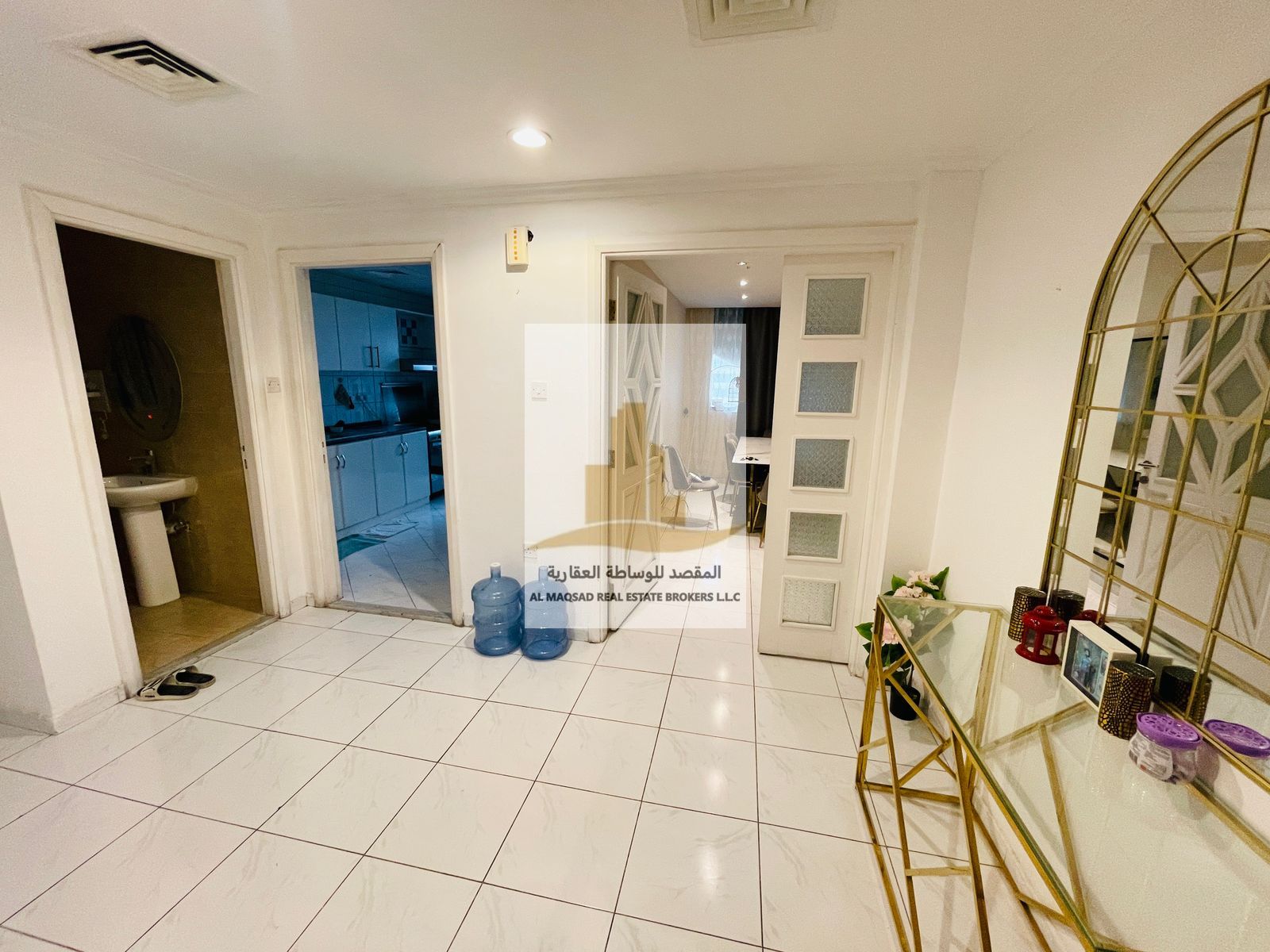 apartment card