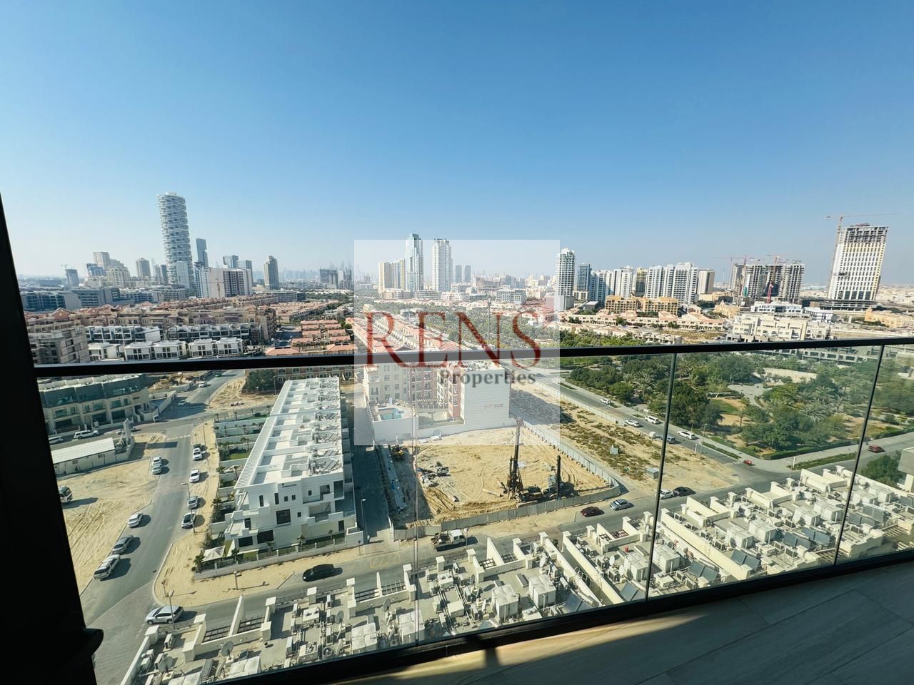 UNFURNISHED | SPACIOUS LAYOUT | READY TO MOVE IN
