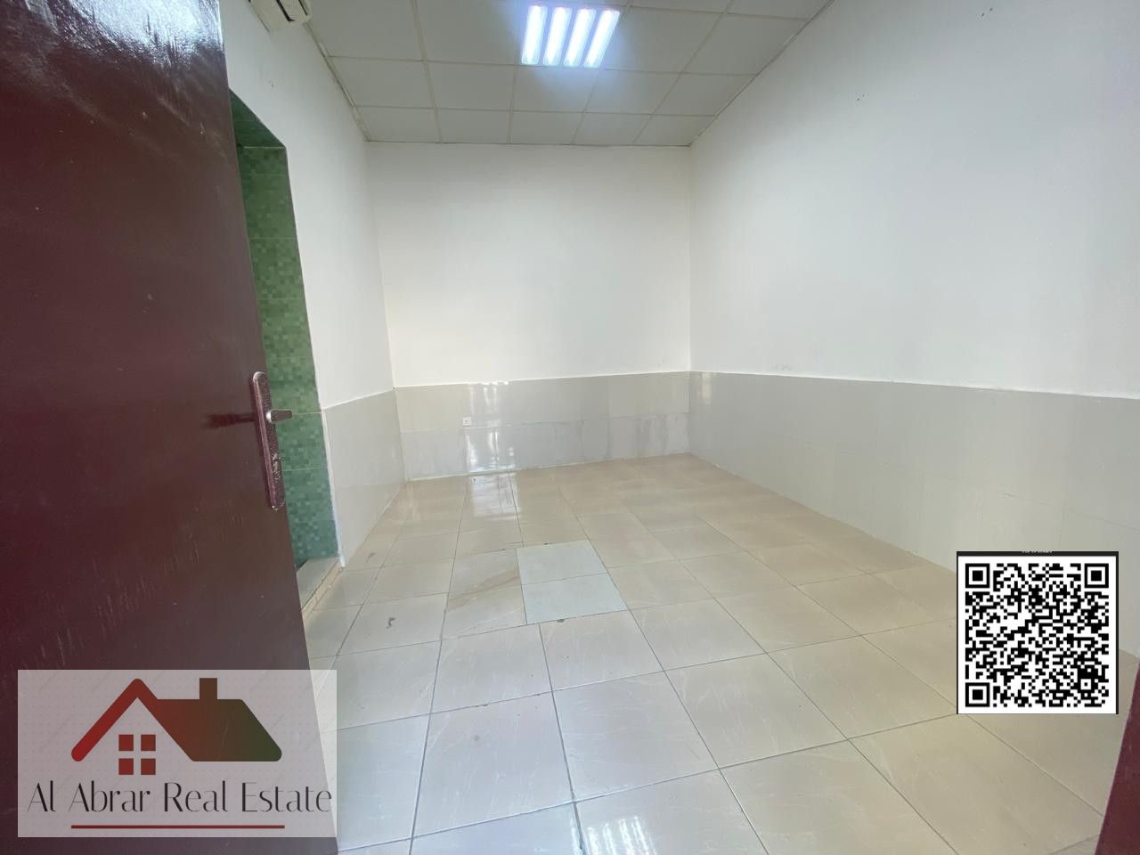 WITH ELECTRICITY AND WATER CLOSED KITCHEN STUDIO FOR MONTHLY BASSES RENT JUST AED 2000 MONTHLY