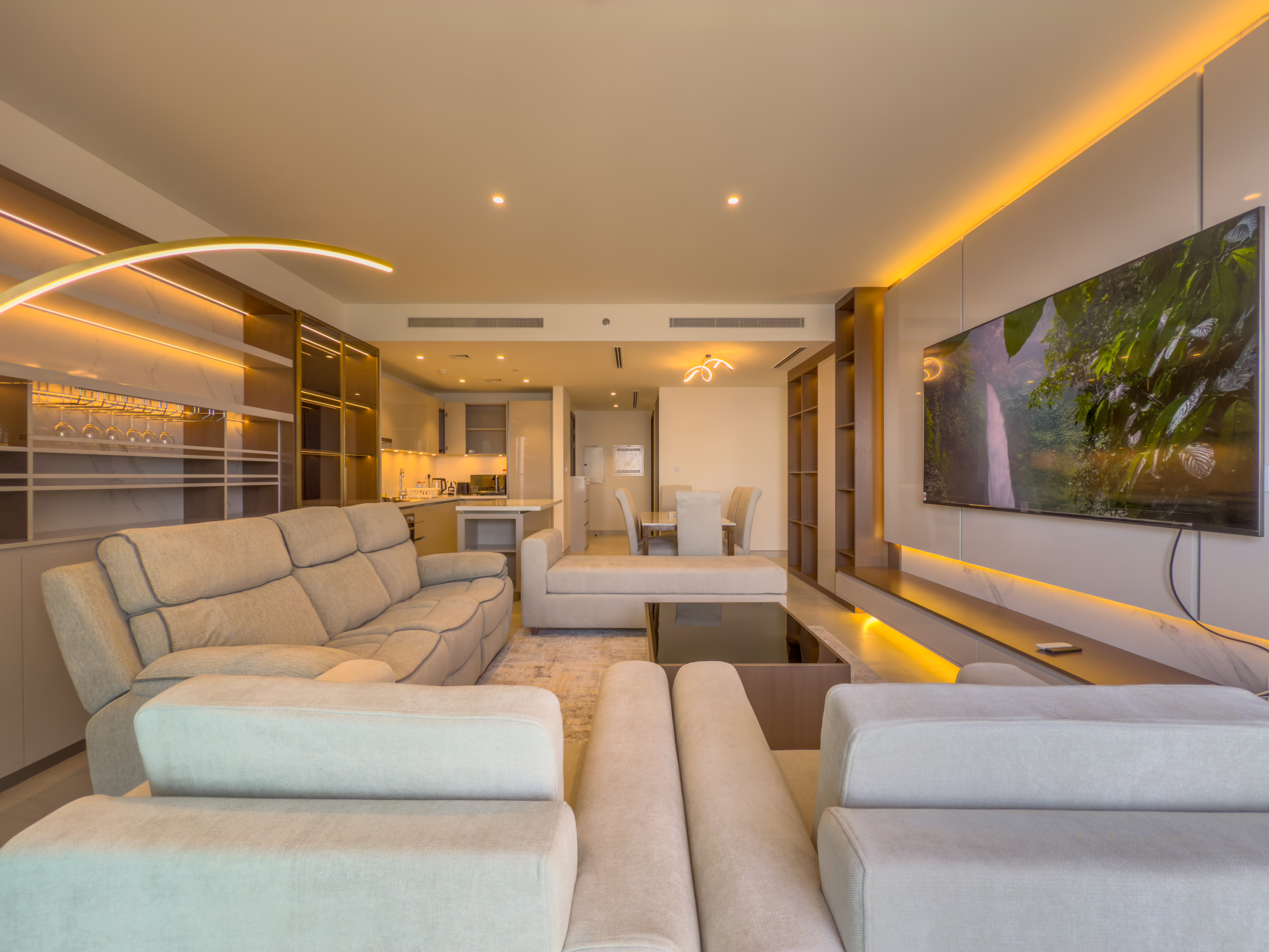 Elegant 2-BR with modern comfort