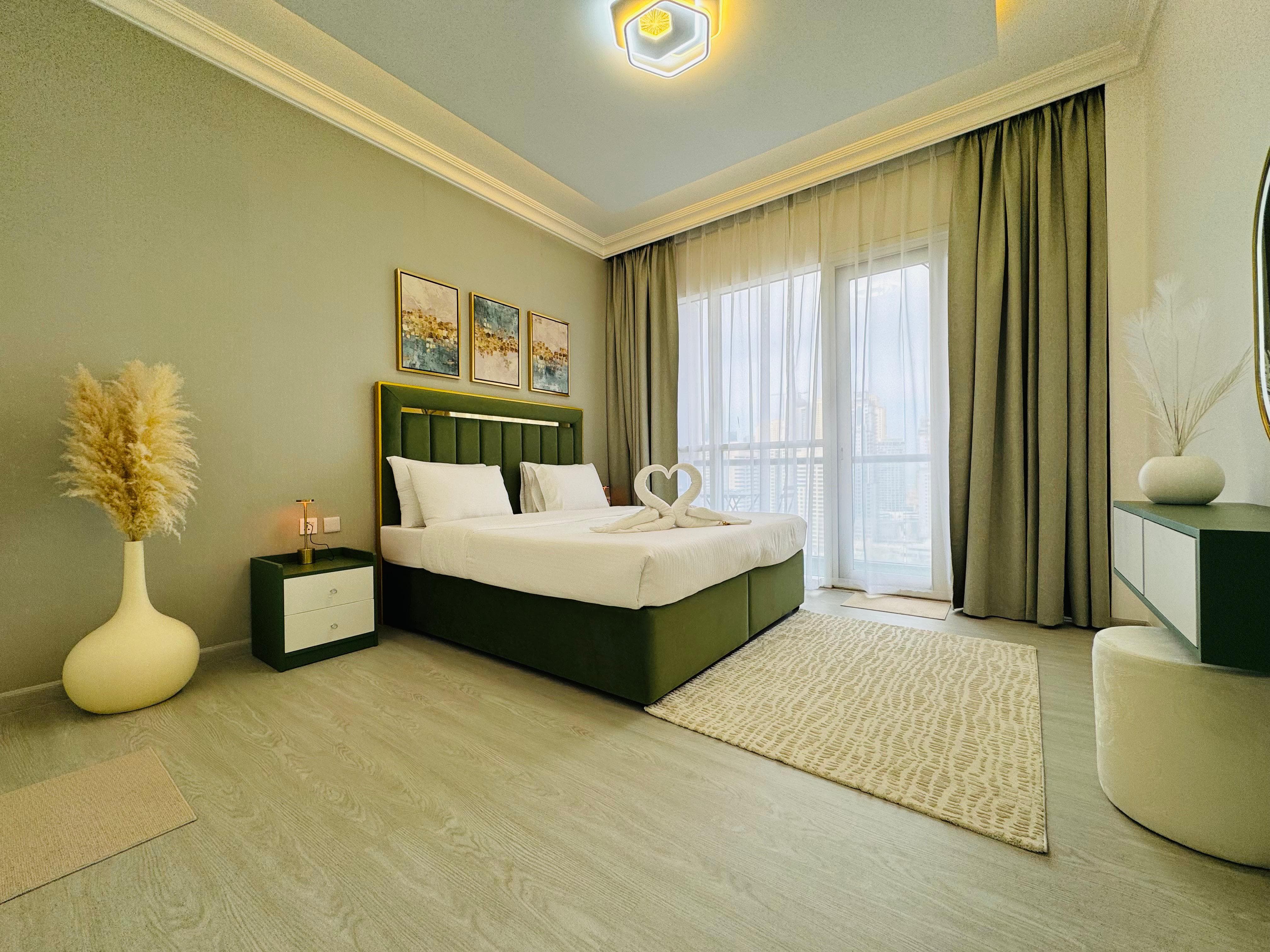 apartment card
