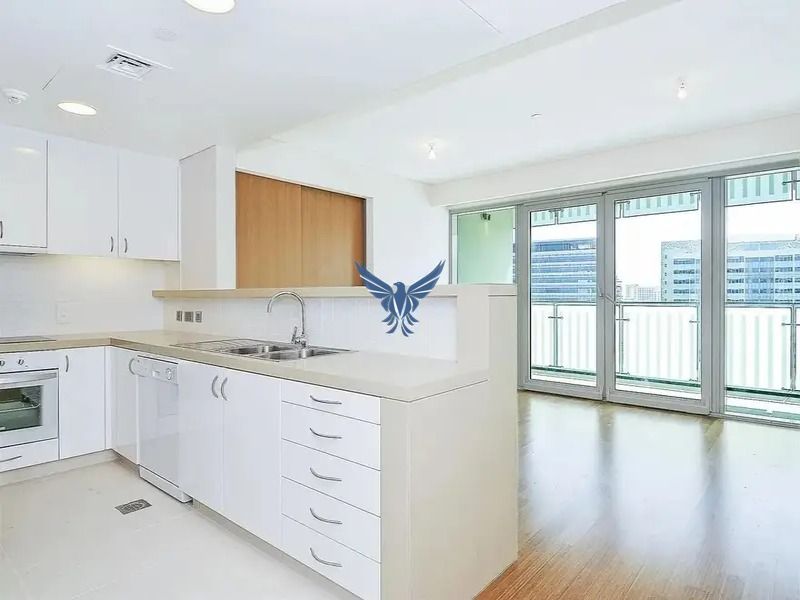 apartment card