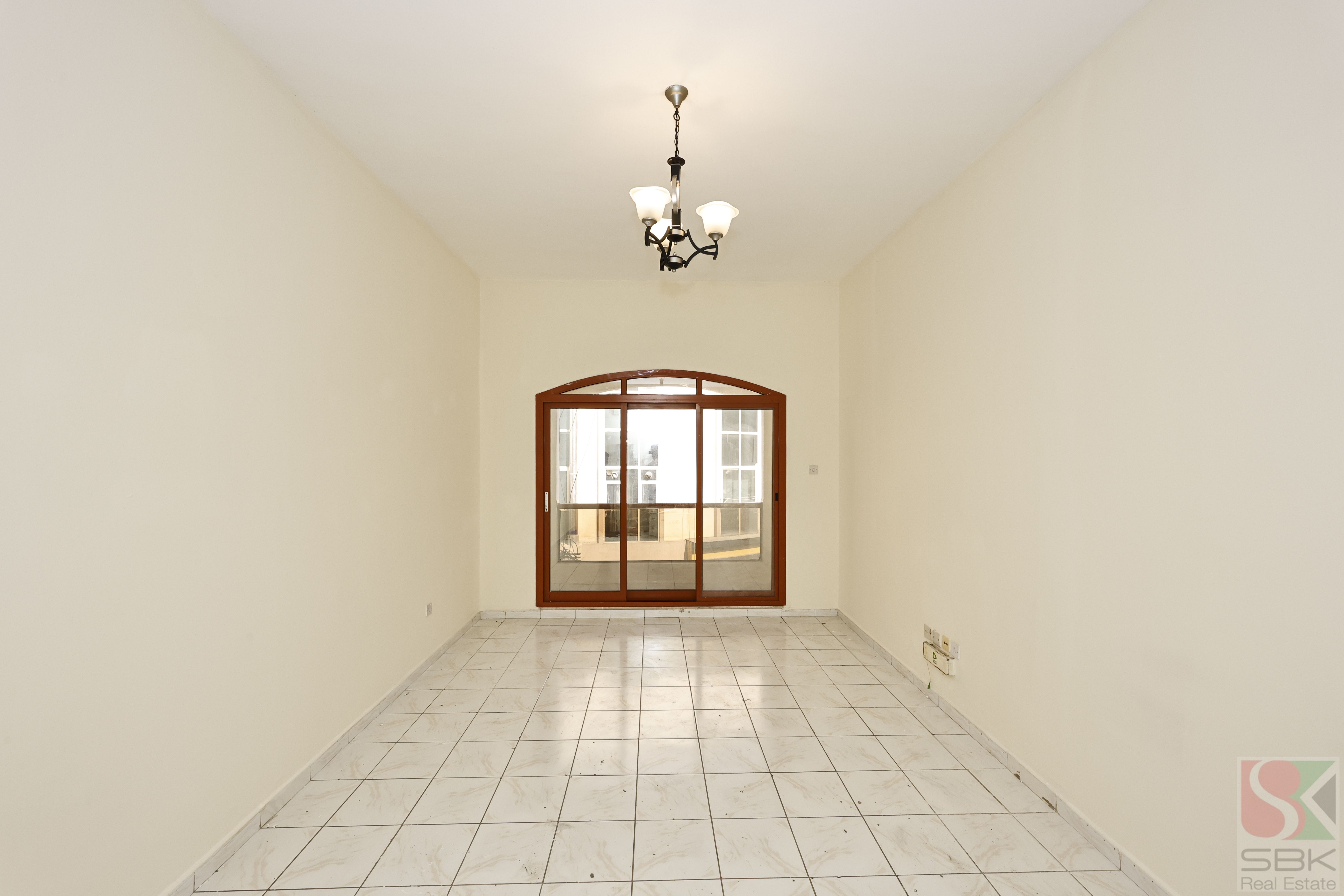 Studio Apartment Family | With Balcony | Prime Location