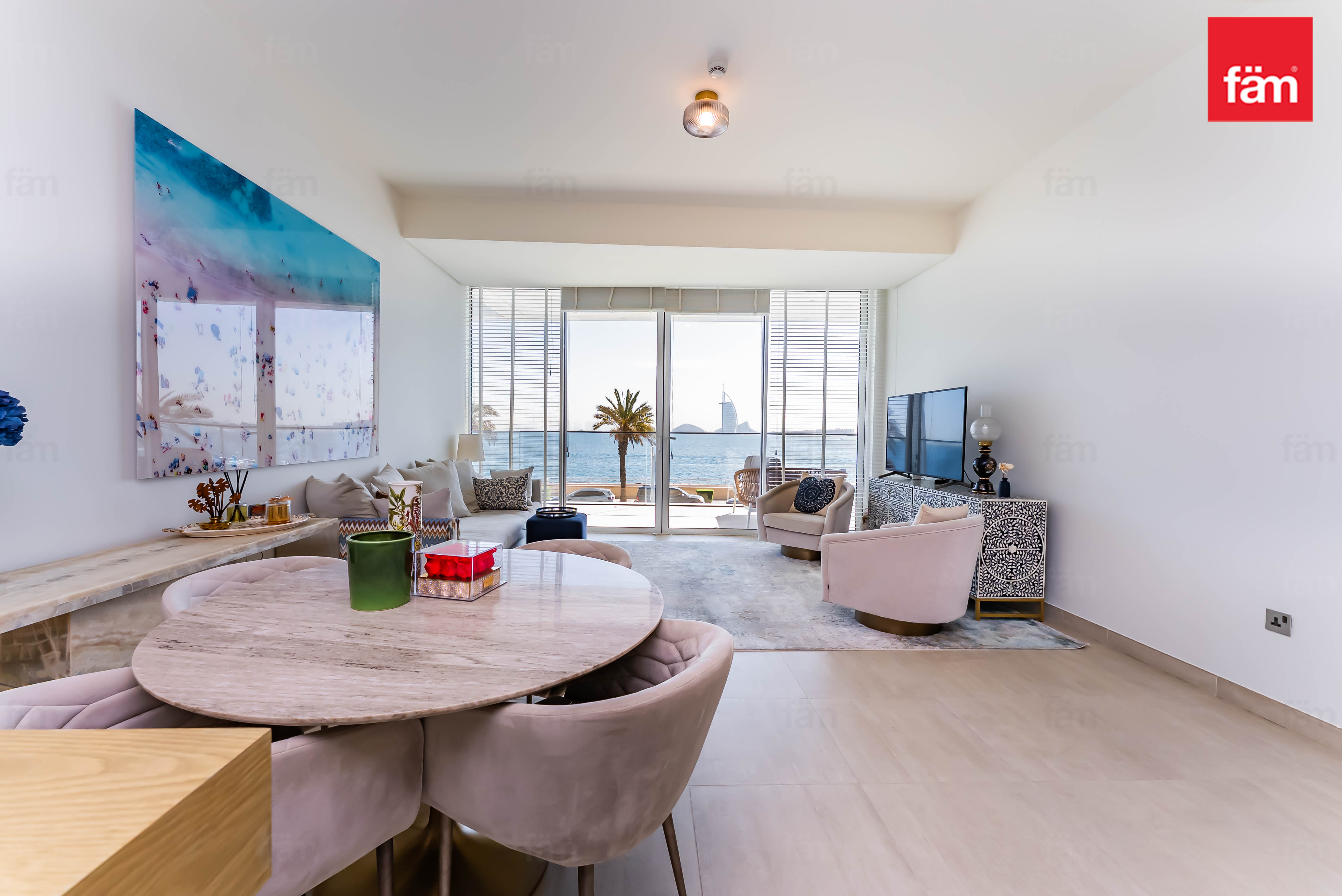 apartment card