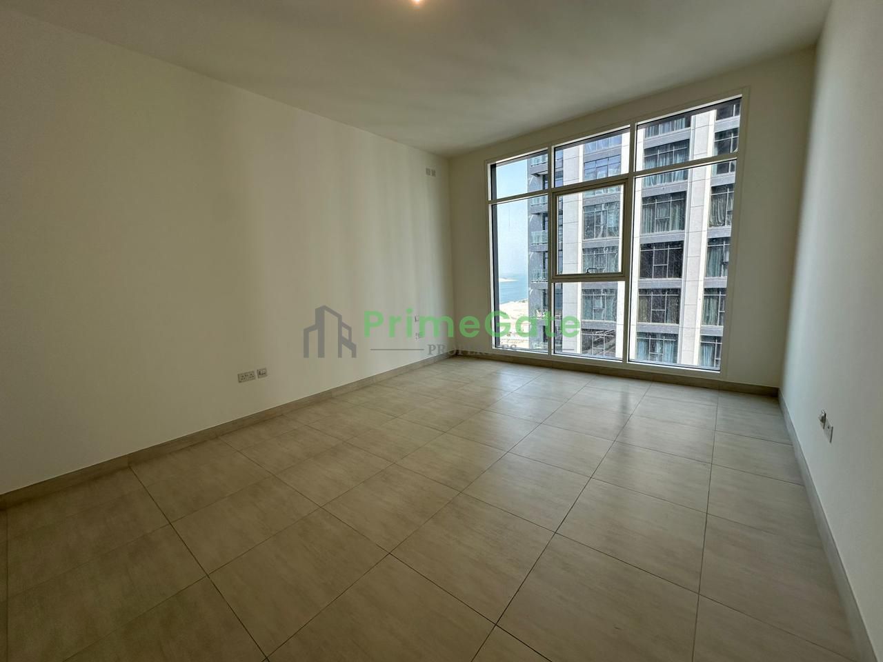 apartment card