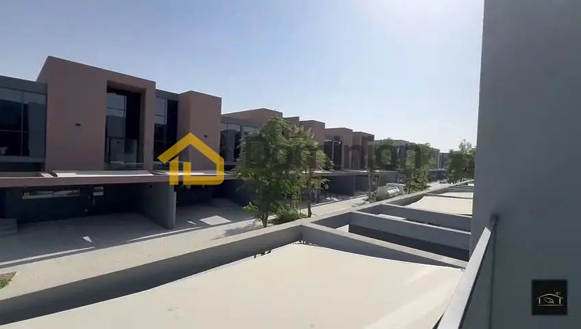 Luxury Community| Free Hold | Luxury Community