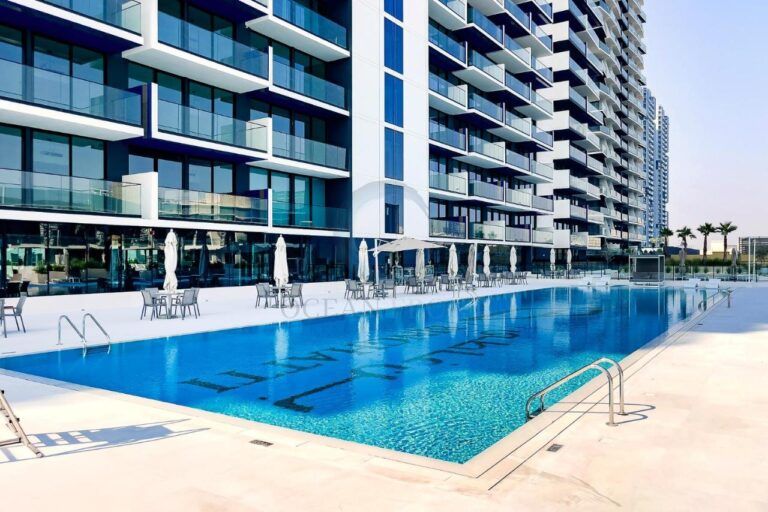 Very Well Maintained I ready to move in