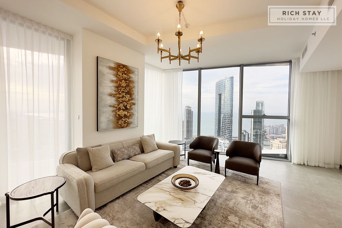 3BR Corner Unit | High-Floor | Spacious | Sea & Skyline Views