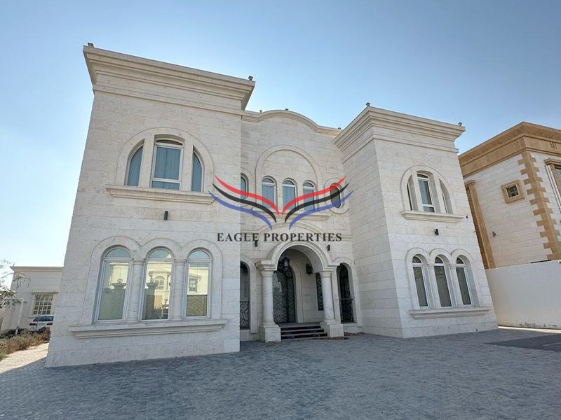 Elegant Villa | Spacious | Modern Design