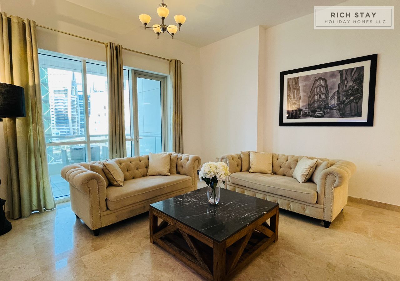 apartment card