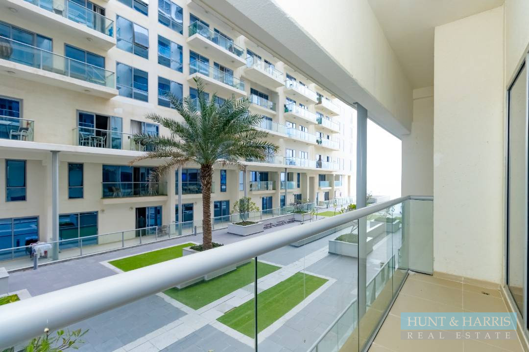 Al Marjan Island - 2 Bedroom for Sale - Partial Sea View - Beachfront