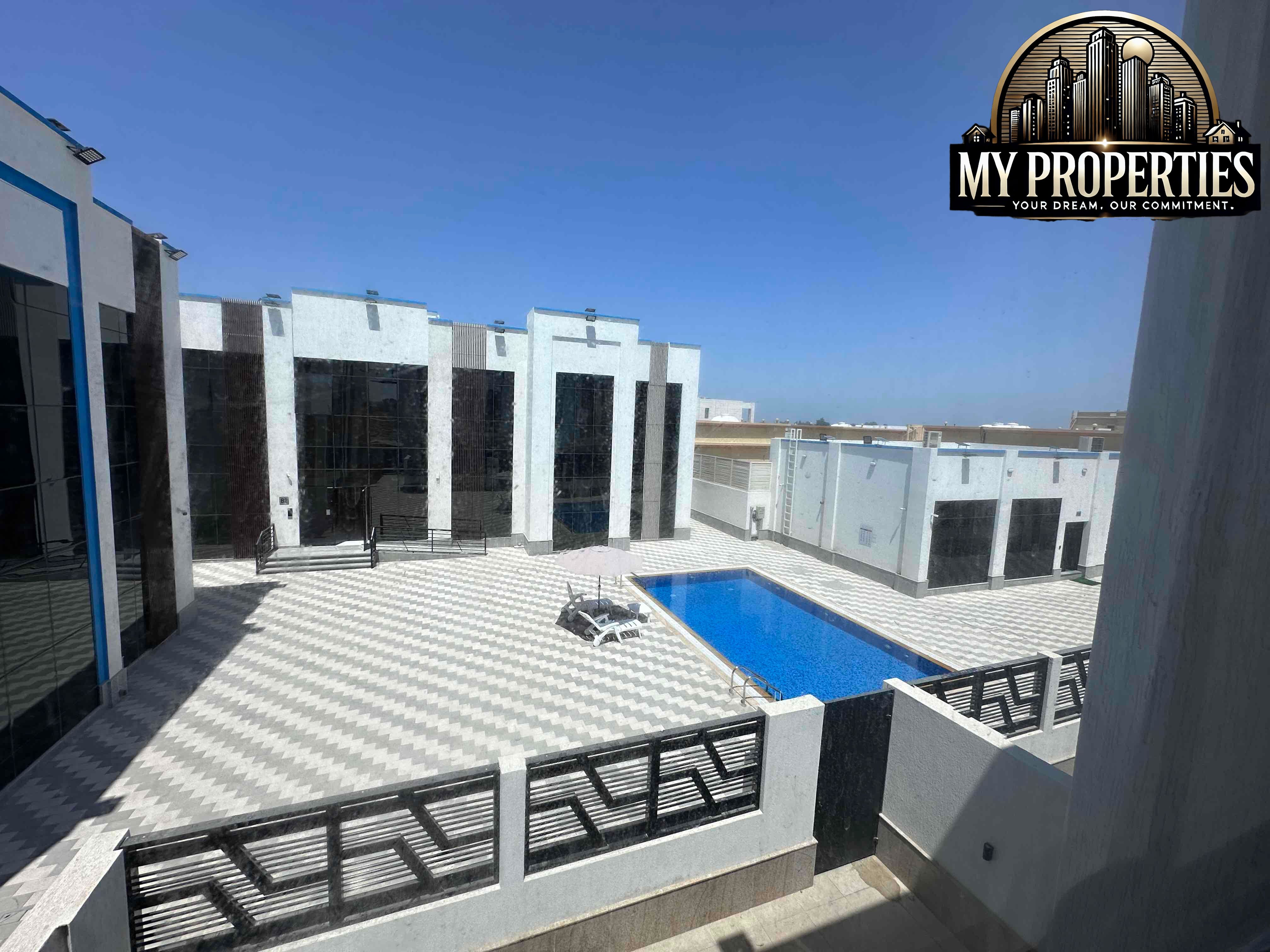 SWIMMING POOL AND GYM WITH HIGH-END FURNITURE AND SPACIOUS AREAS