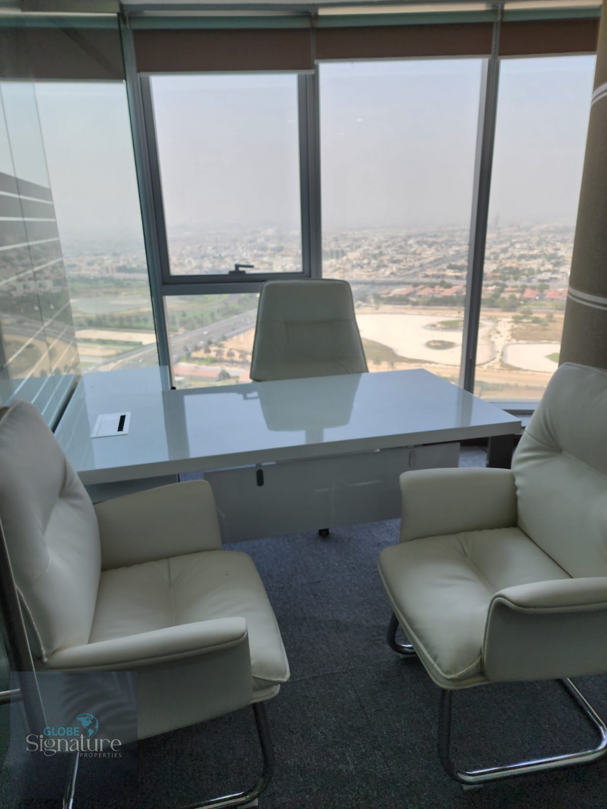 Furnished High Floor Office | 835 Sqft | Near Metro | Vacant