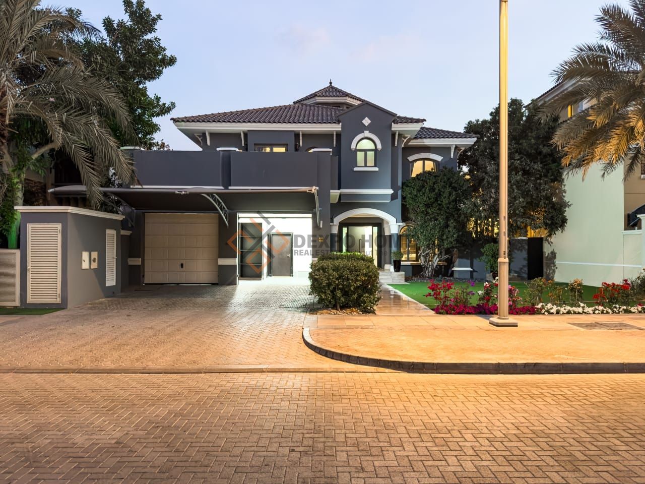 Stunning 4-Bedroom Villa with Spectacular Views | Palm Jumeirah, Dubai