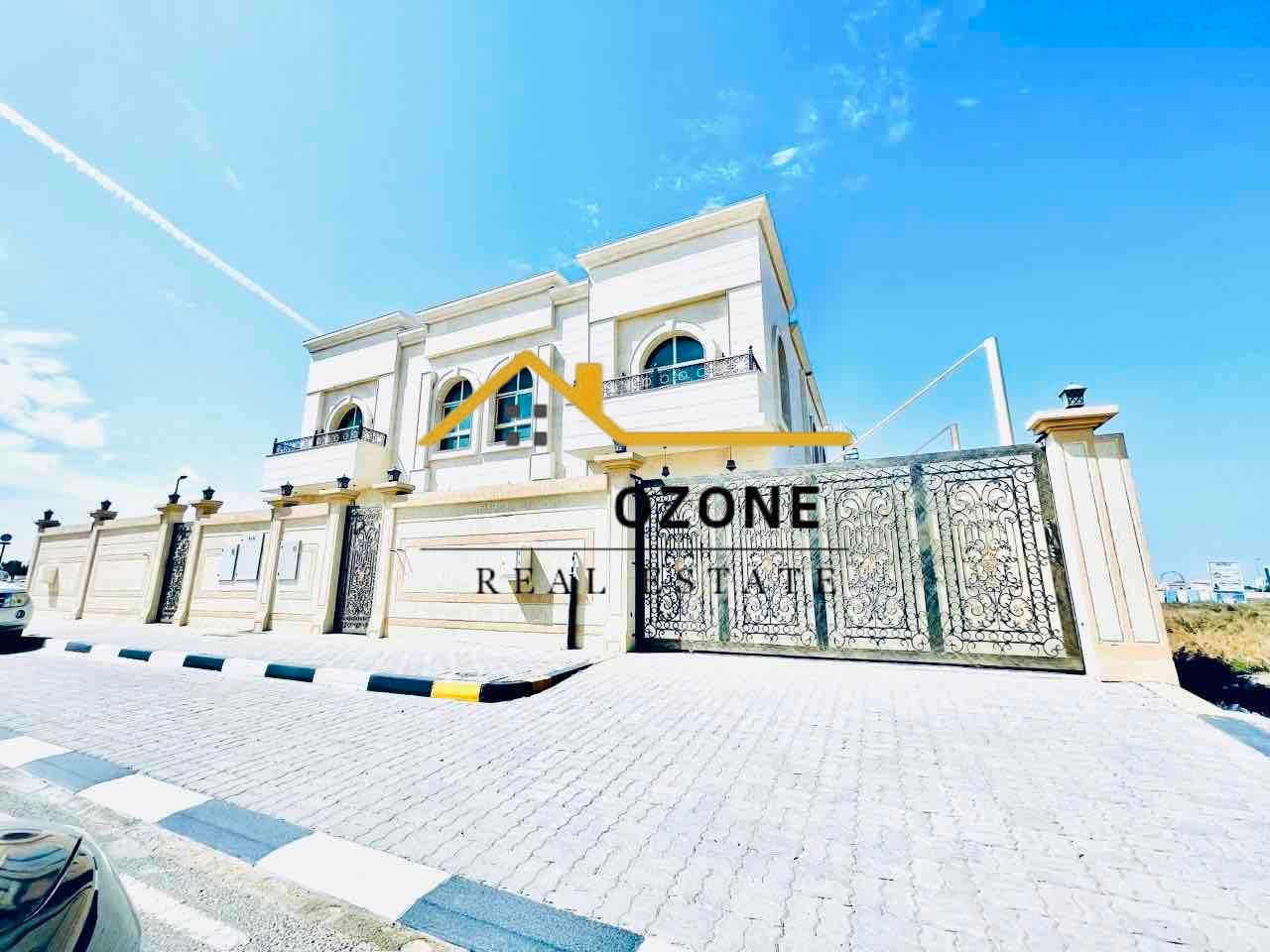 Huge independent villa with one payment