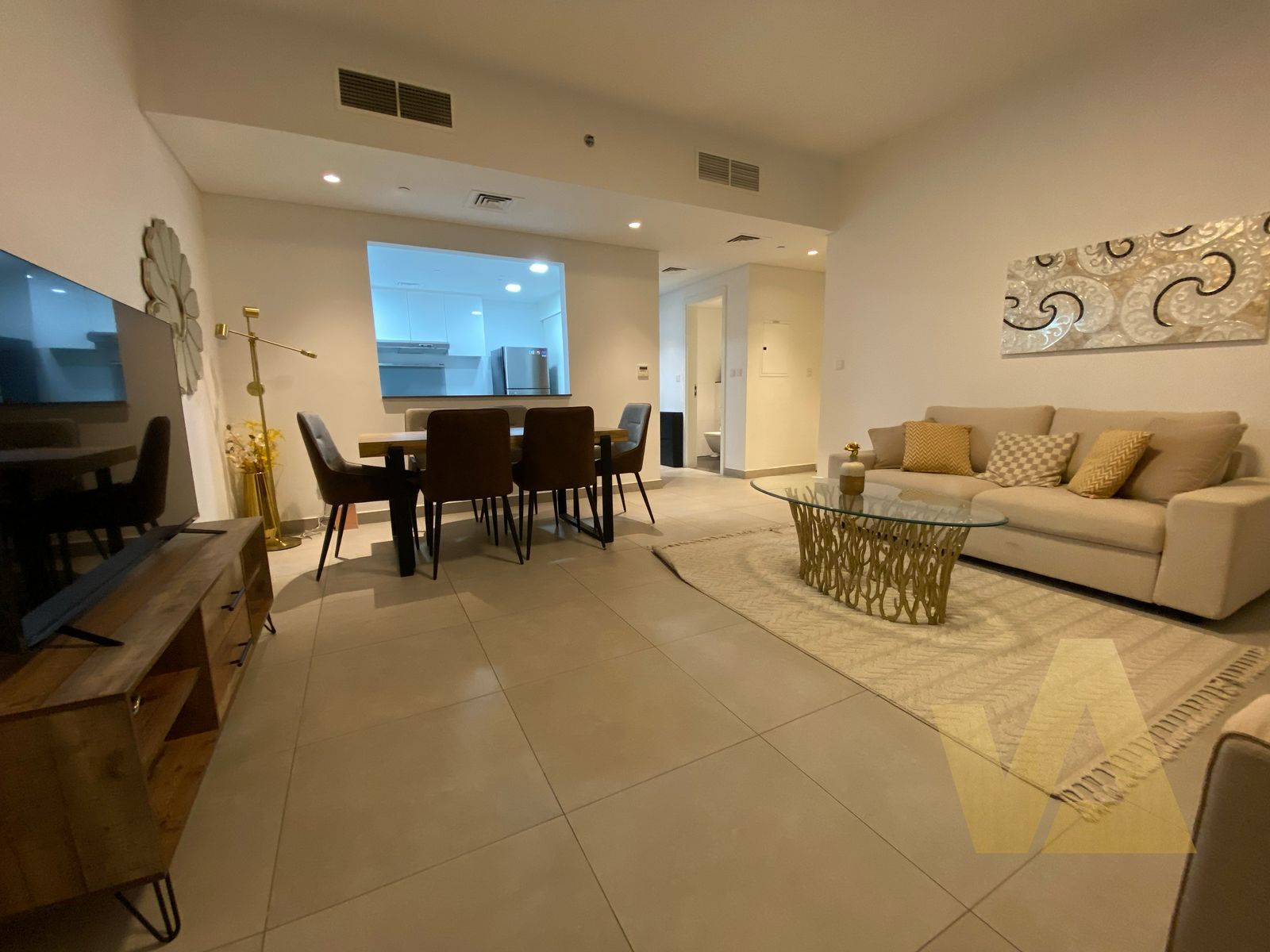 VACANT l FURNISHED l MOTIVATED SELLER