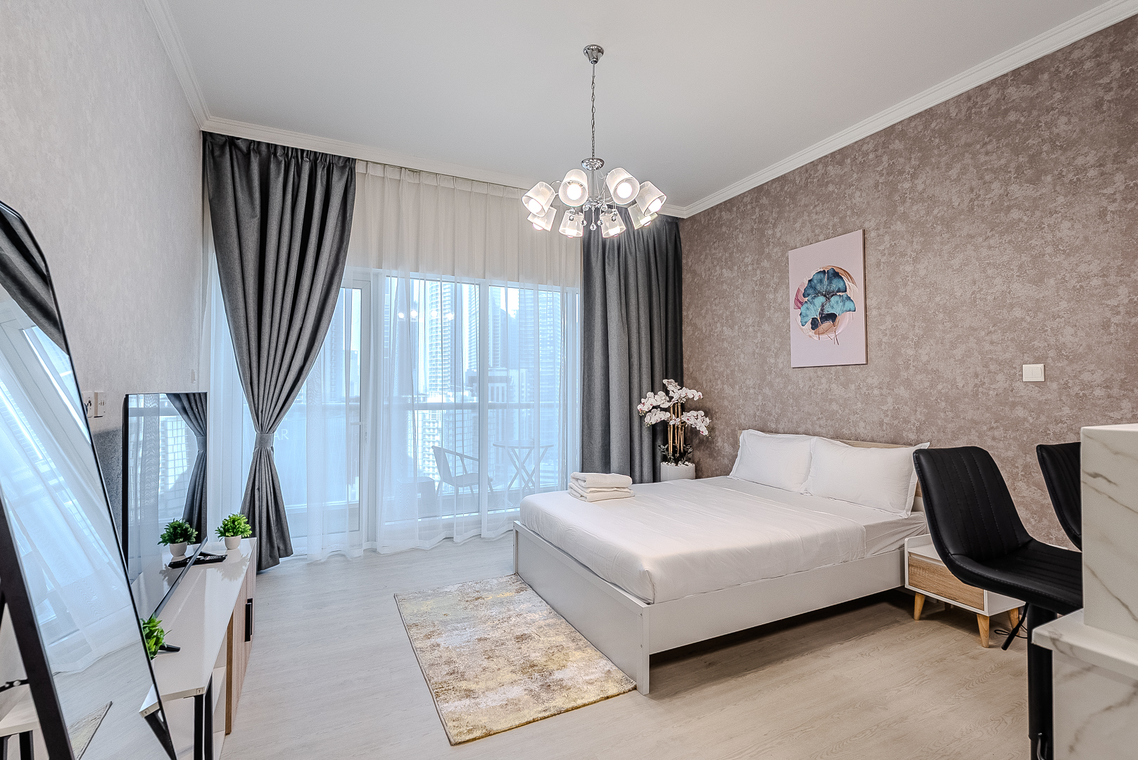 apartment card