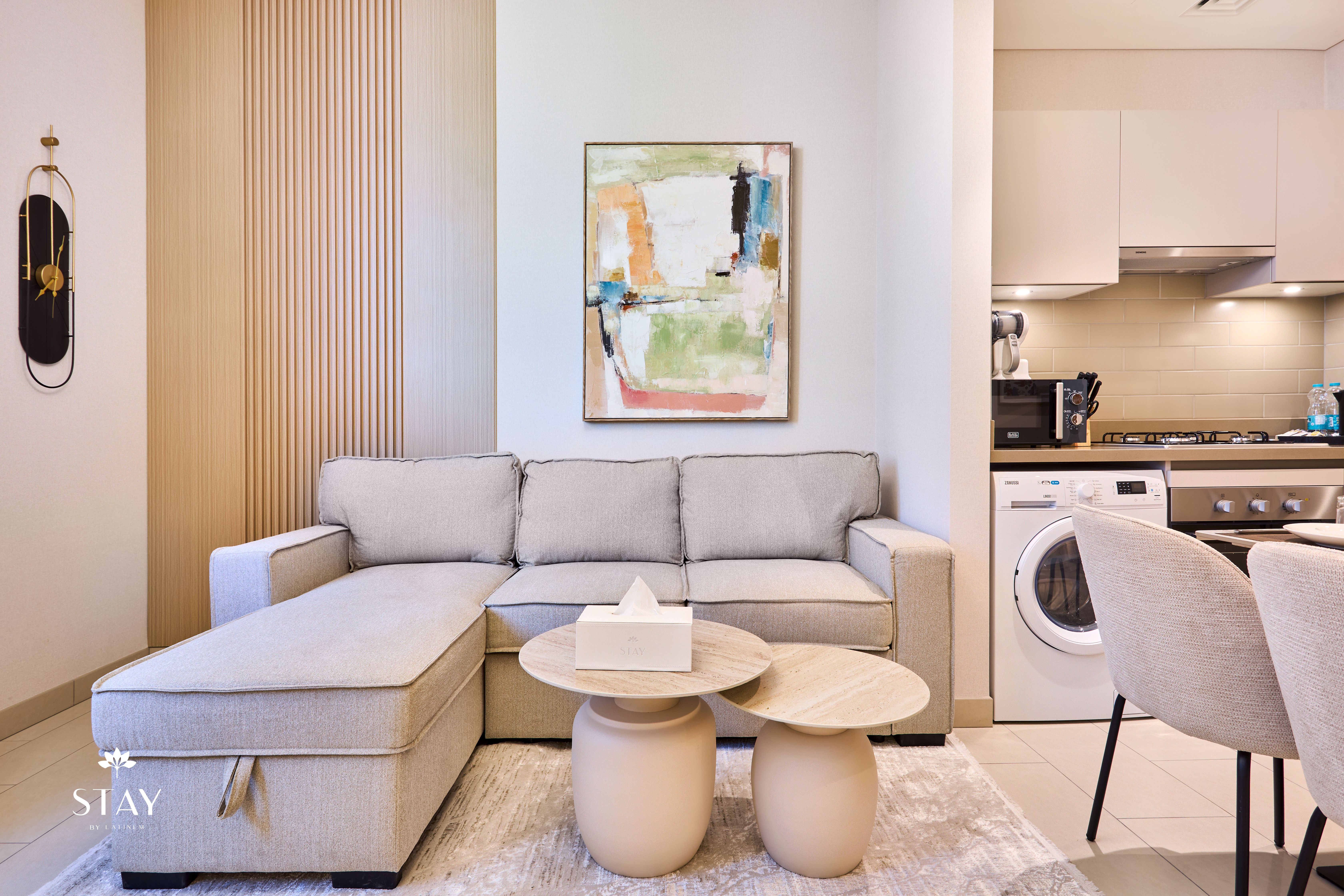 Luxury 1BR Holiday Home I Fully Furnished I Near Burj Khalifa