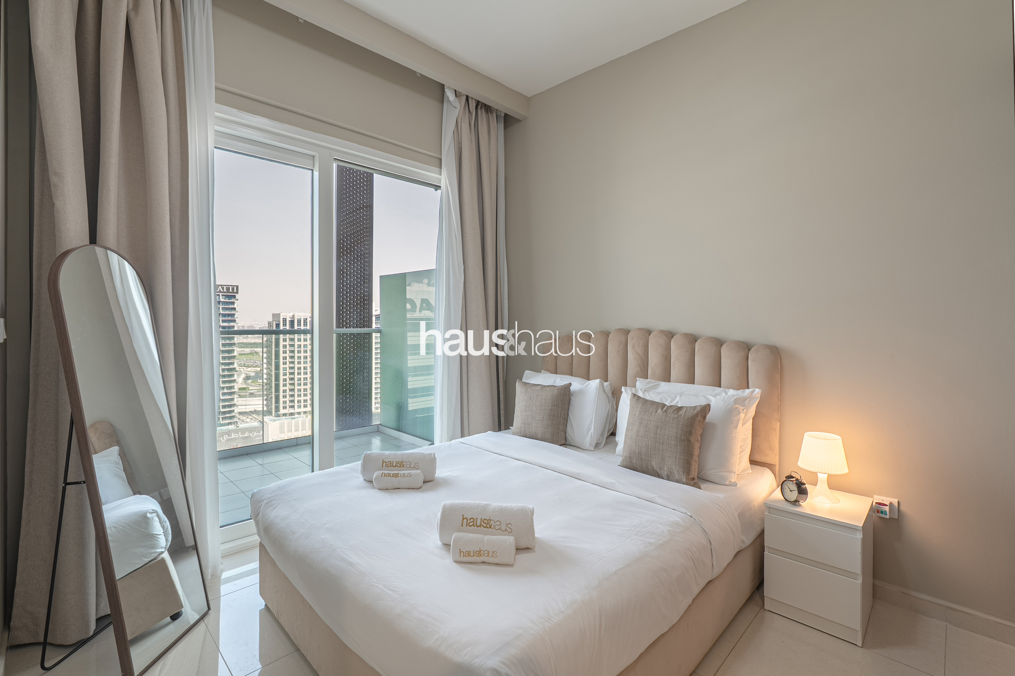 Picturesque Canal View | Cosy 1BR | Charming