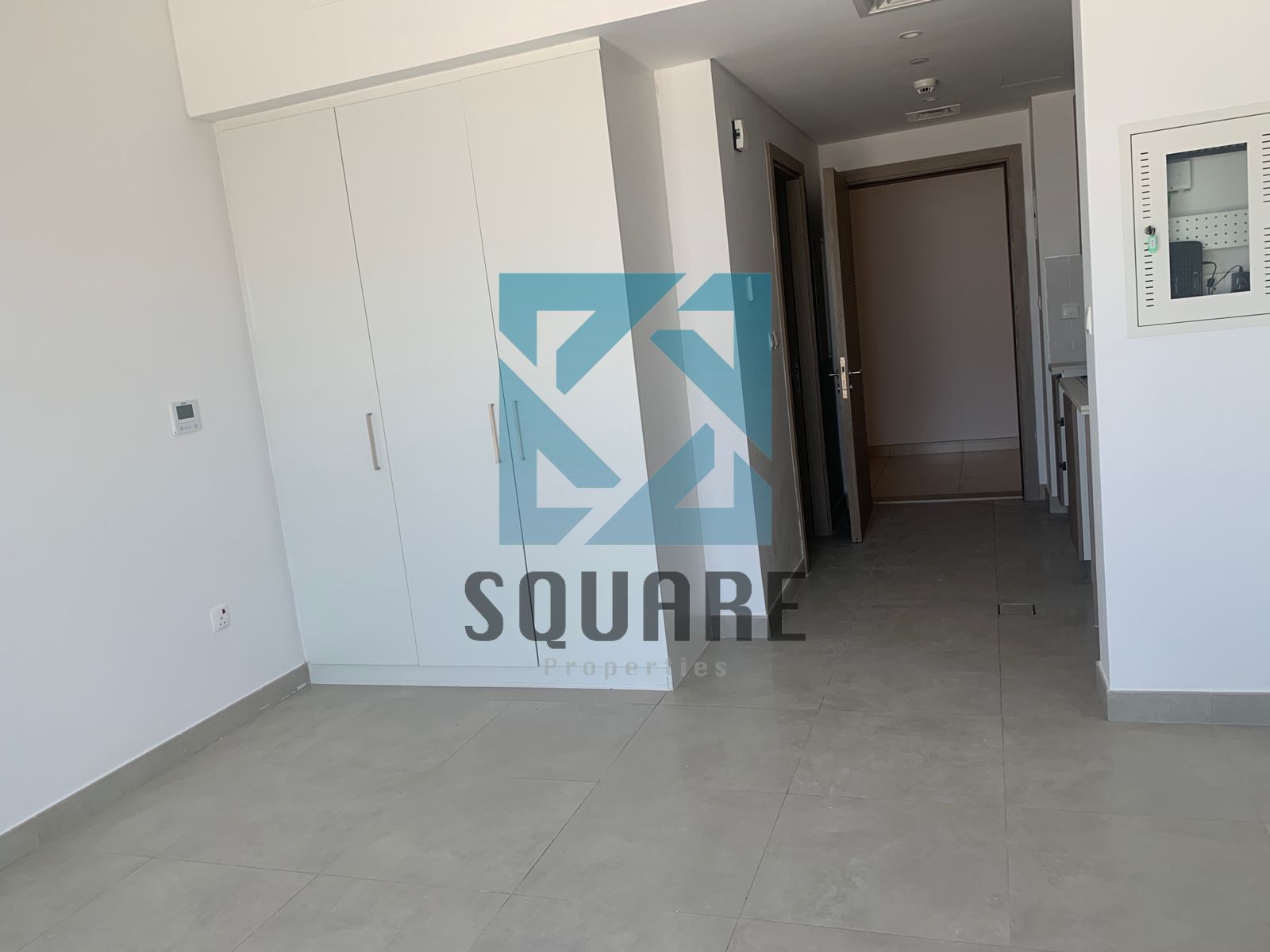 LUXURY STUDIO -- PARTIAL Sea View