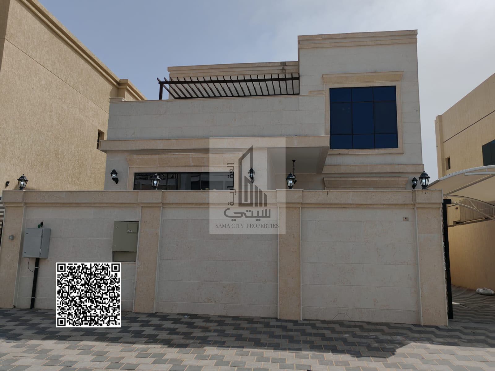 Own a stone-clad villa in a strategic location with full services – freehold for all nationalities at a competitive price: