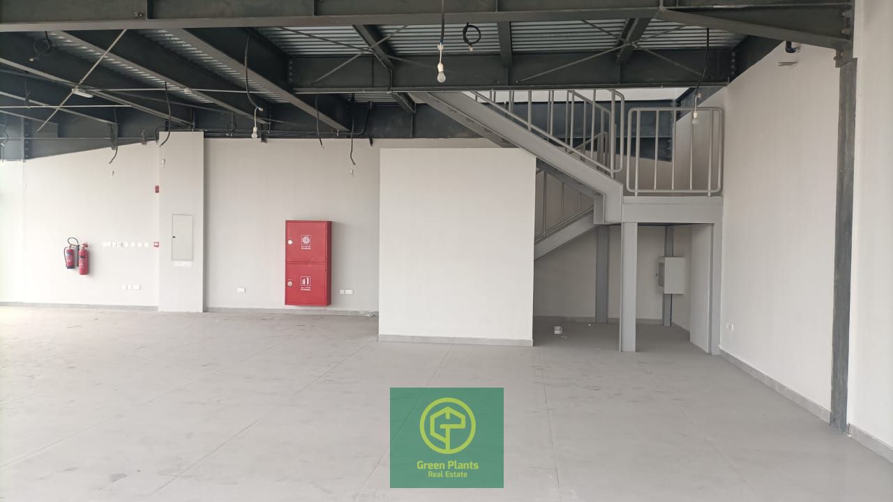 Al Quoz 7,302 sq. Ft brand new air conditioned showroom