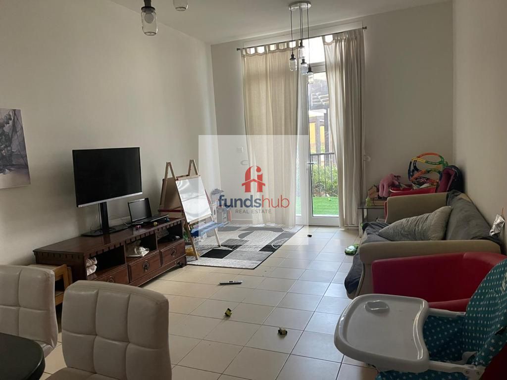 2 BR Apartment !! Community Living !! Well Maintain