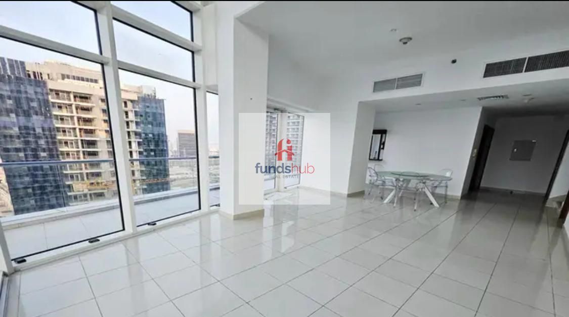 2 BR Apartment !! Higher Floor !! Canal View