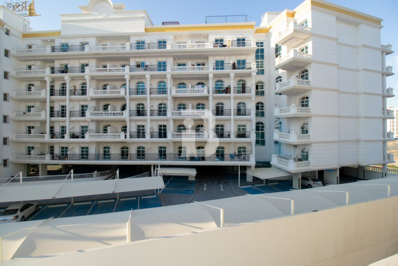 apartment card