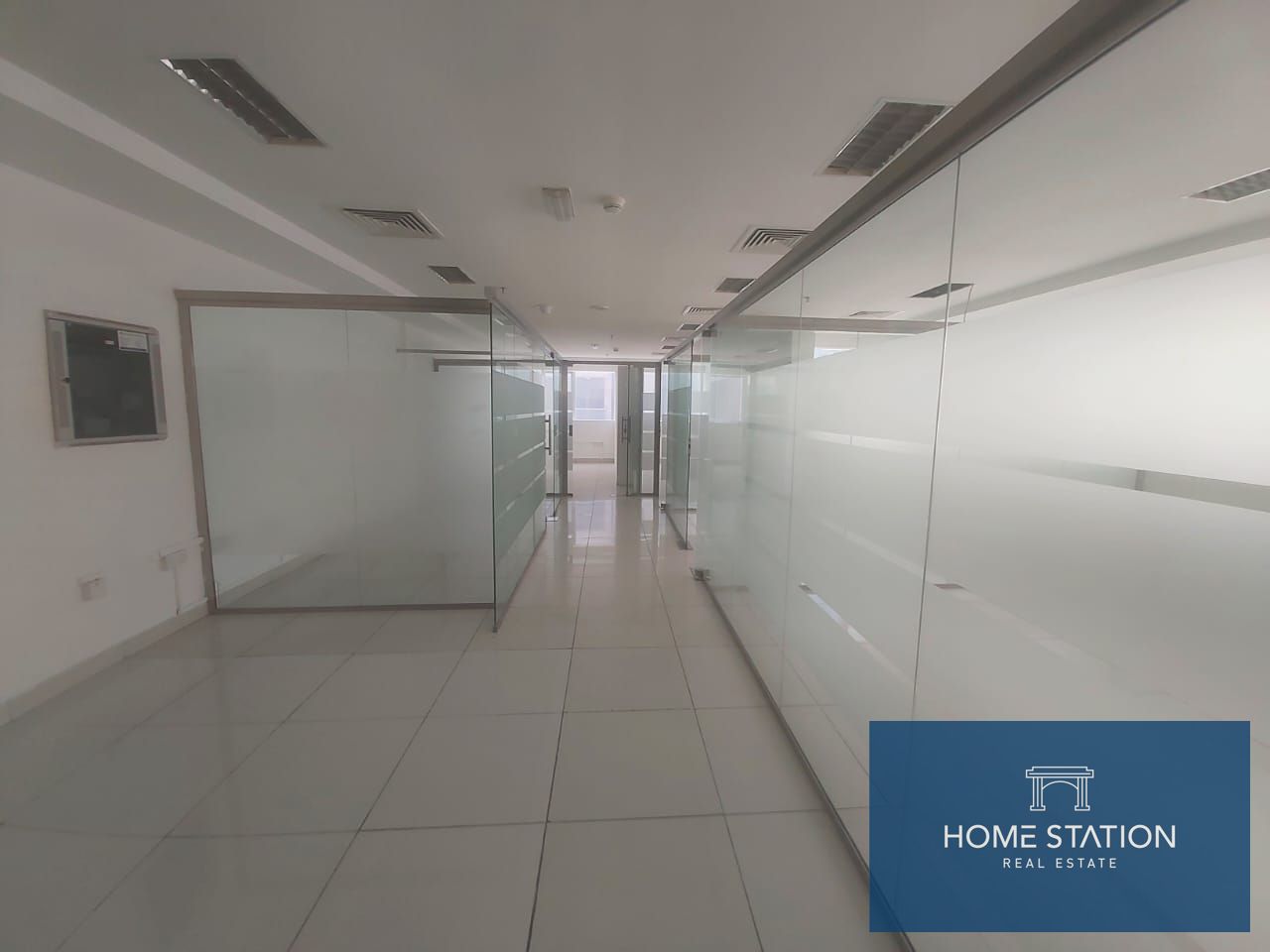 READY TO MOVE FITTED OFFICE UNIQUE LOCATION BARSHA 1